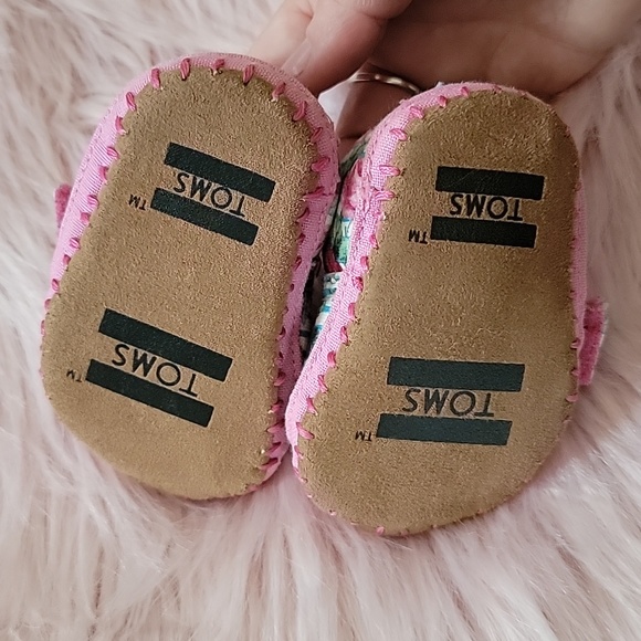 Baby Flower Tom's - Picture 5 of 5